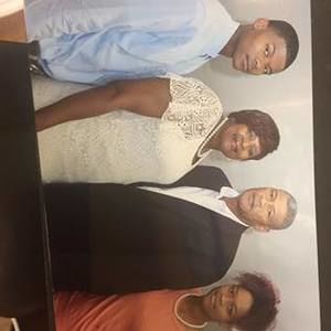 Meet your Posher, Valerie